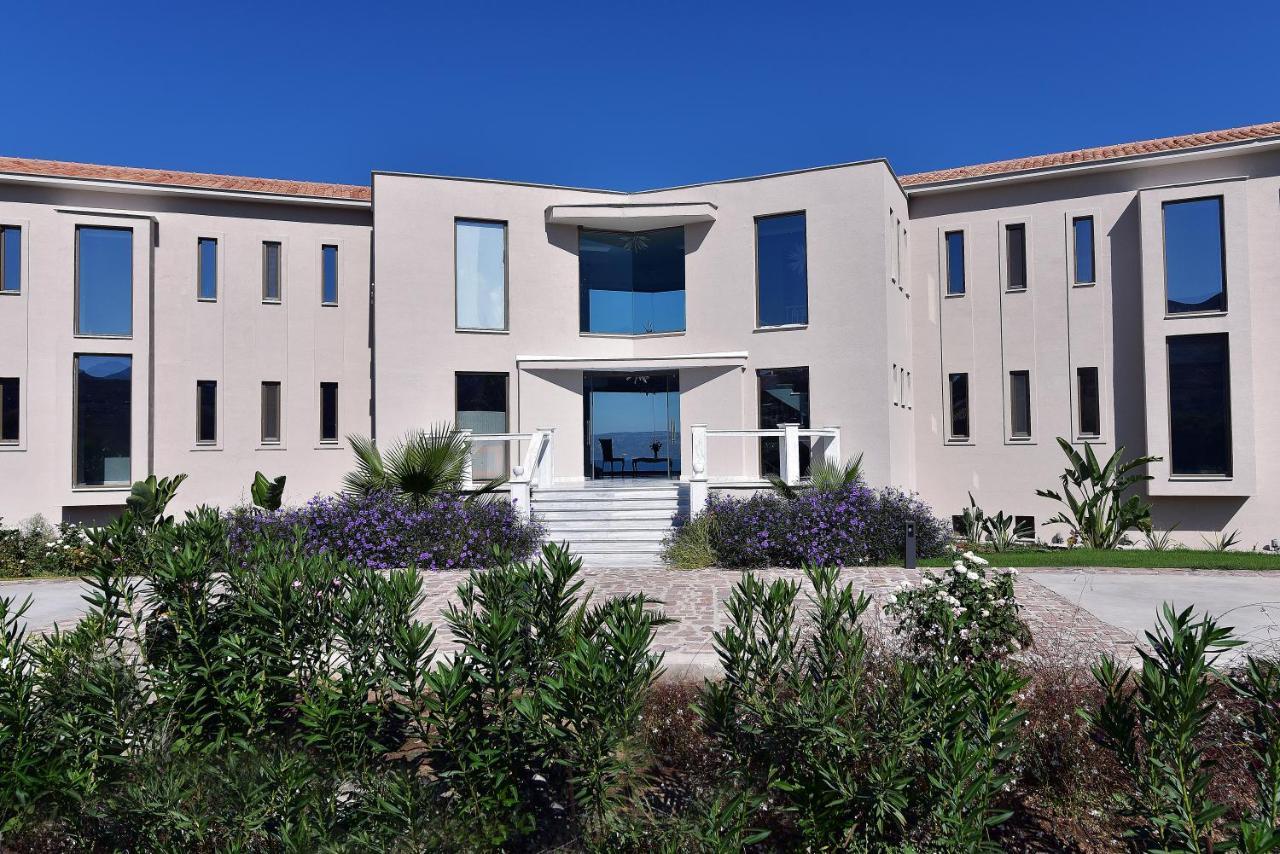 Viva Mare Hotel & Spa Mithimna Exterior foto