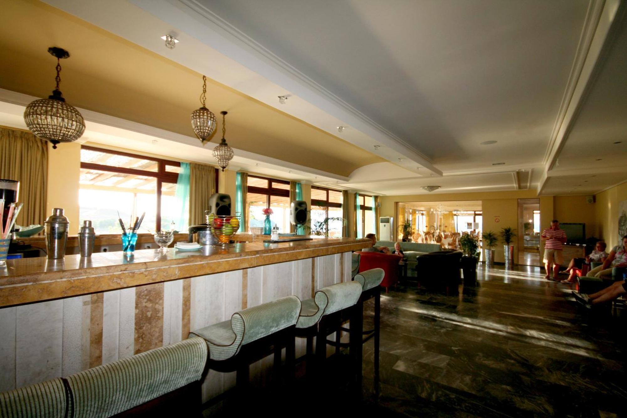 Viva Mare Hotel & Spa Mithimna Exterior foto