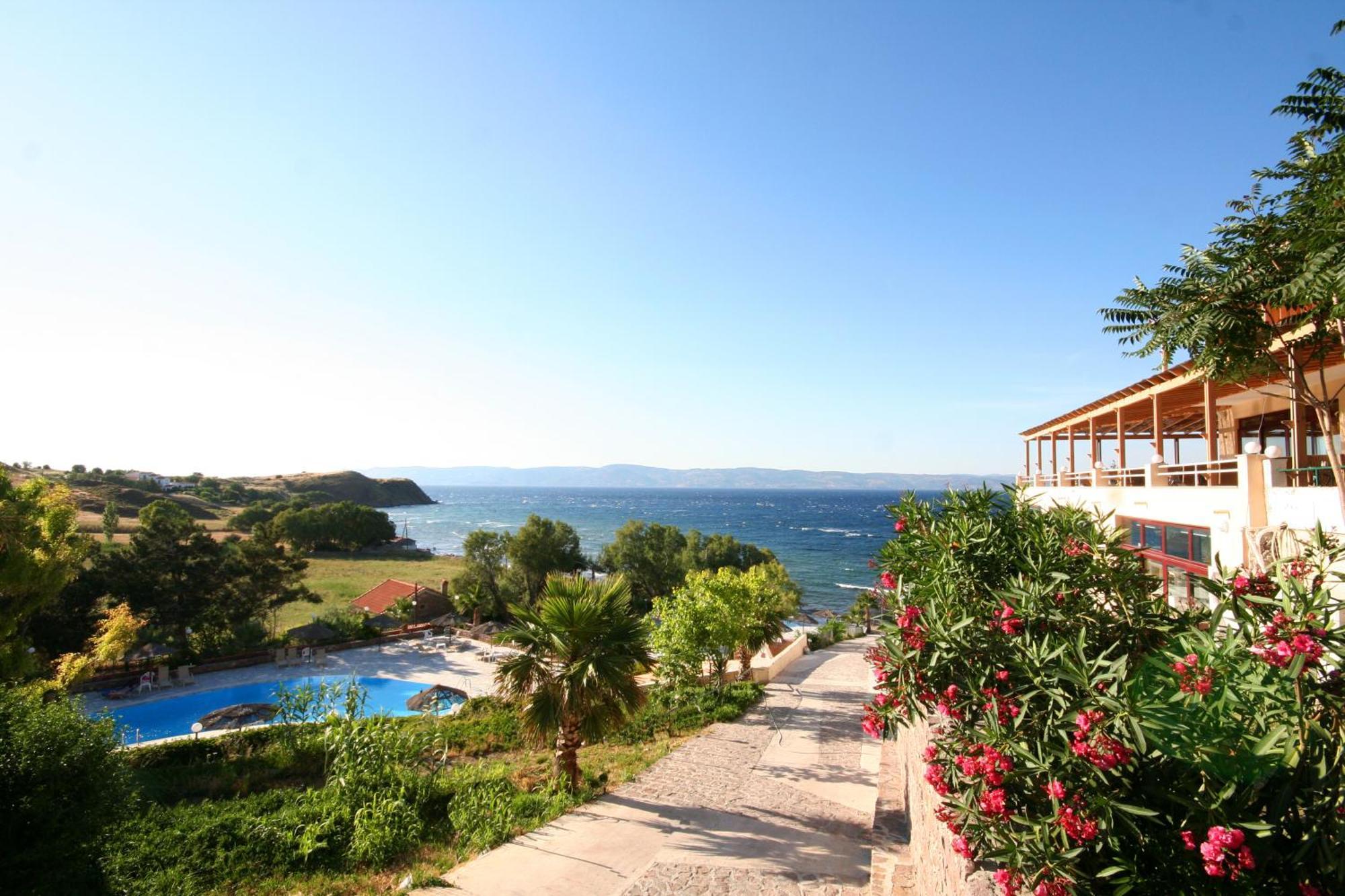 Viva Mare Hotel & Spa Mithimna Exterior foto